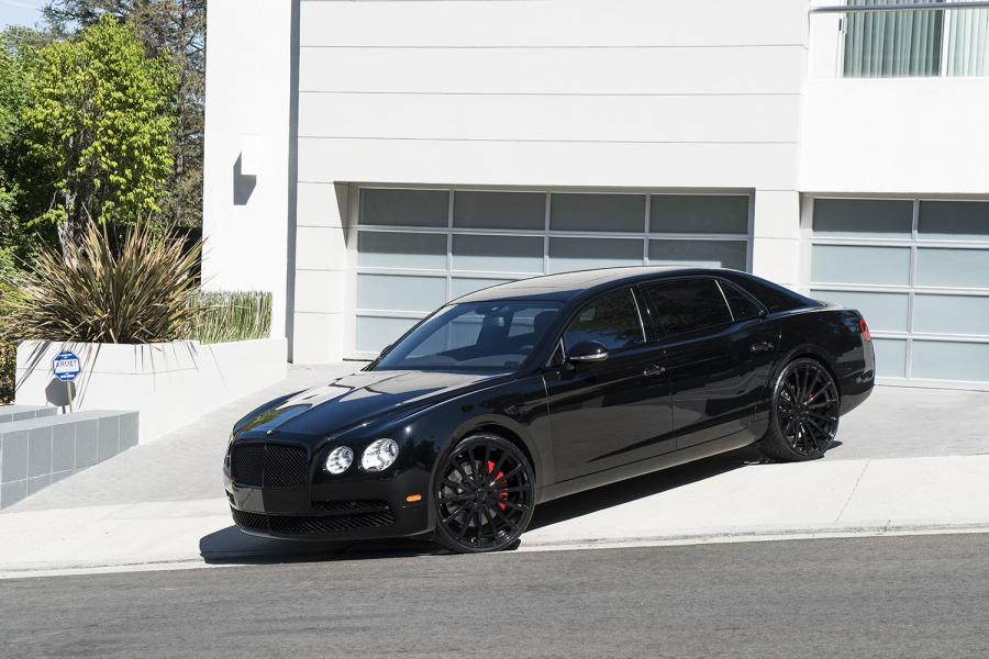  Bentley Flying Spur on Forgiato Wheels (F2.15-M) 2016 года  (фото 9 из 11)